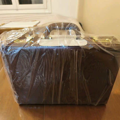 Luca Vergani briefcase, brown, Italian design, fits laptop