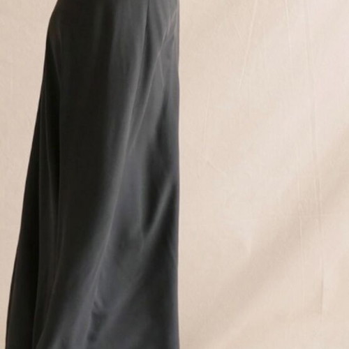 Grey wrap skirt like new, 100% viscose