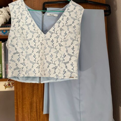 Long bell-bottom trousers and top set
