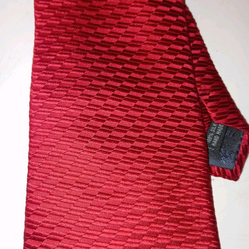 Pagoni silk tie red like new