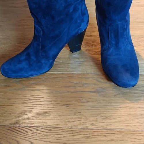 Tara Jarmon Blue Suede Ankle Boots like new, size 37