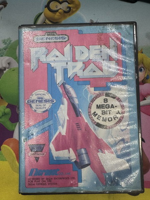 Raiden Trad Sega Mega Drive game used in box