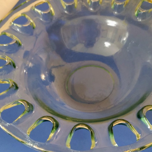 Spanish glass bowl like new with unique design