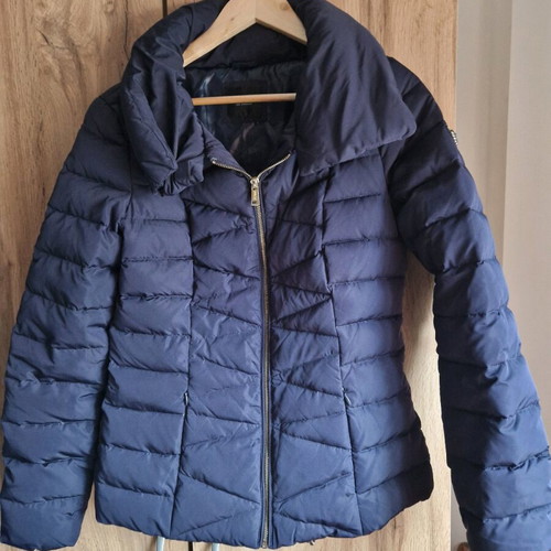 Guess jacket blue like new with down filling
