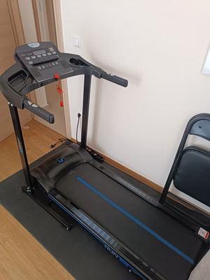 Upower Run 22 treadmill like new