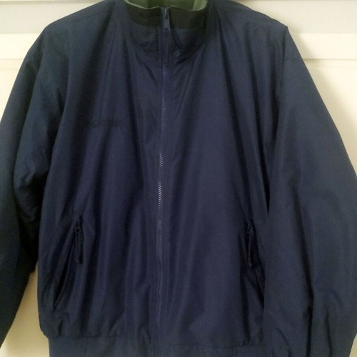 Columbia jacket unisex size L like new, blue, fleece lining