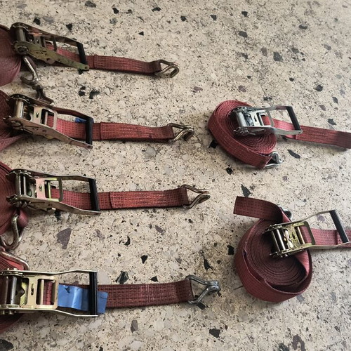 Straps with ratchets 10 meters, pack of 6, like new