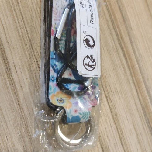 Lip Balm and Lipstick Holder Set with Keychain, 3 Pieces, New