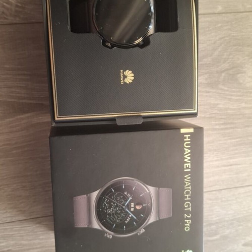 Huawei Watch GT 2 Pro Grey with leather and rubber straps