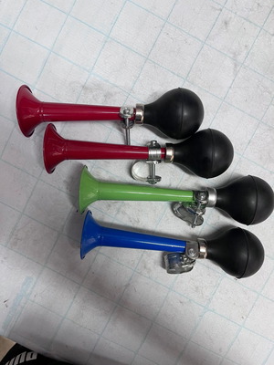 Bicycle horns new, set of 4, RBB