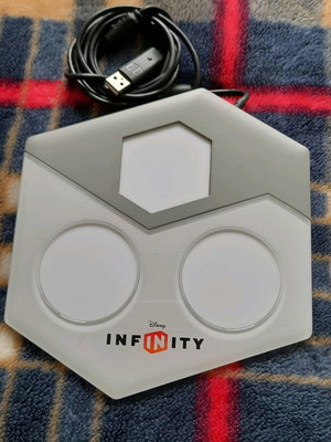 Disney Infinity για Xbox 360 μεταχειρισμένο