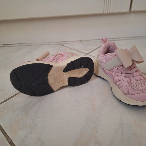 Zara pink athletic shoes size 23 like new for girls