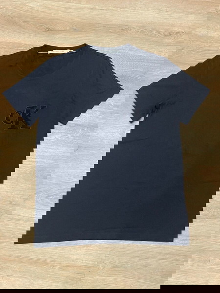 Calvin Klein T-shirt