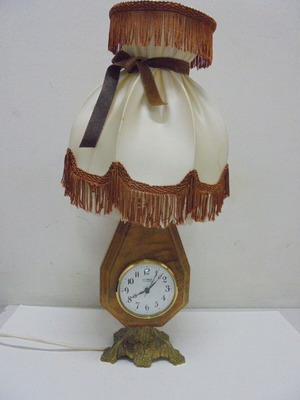 Scholer vintage table lamp with clock
