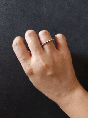 Silver 925 twisted ring new, size 54