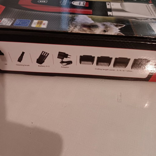 Camry dog grooming clipper like new