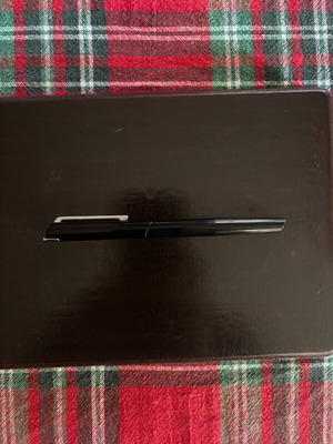 Cerritos pen in excellent condition
