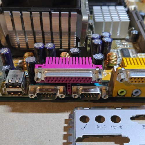 Asus P4B REV 1.03 Socket 478 motherboard like new with CPU and I/O shield