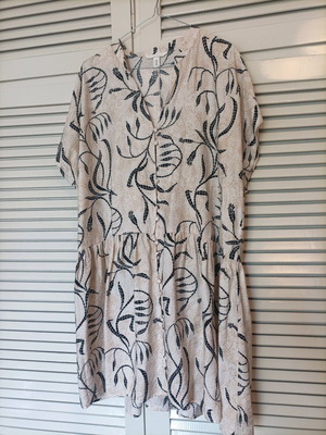 Gofre tunic dress H&M like new, white and beige, size M