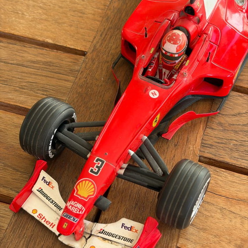 Ferrari F1 1:18 Hot Wheels model used, Michael Schumacher edition