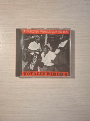 Totally Wired 4 CD σαν καινούργιο, συλλογή acid jazz