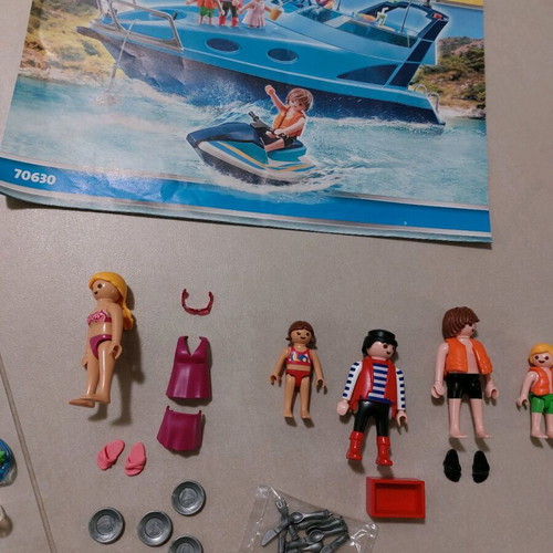 Playmobil Family Fun Luxury Yacht like new for 4 years old
