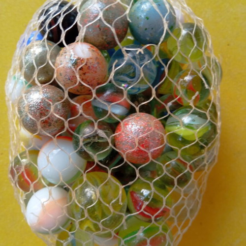 Marbles new, pack of approximately 220 pieces