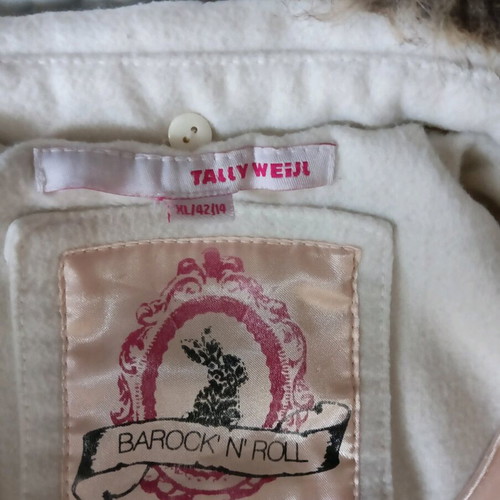 White women's half coat TALLY WEIJL like new, size XL