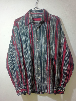 Vintage shirt size M/L, 100% cotton, one missing button, like new