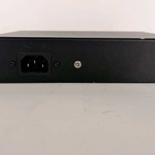 Netis P110C unmanaged L2 PoE+ switch with 10 Ethernet ports like new