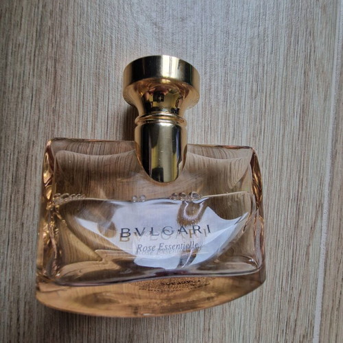 Bulgari Rose Essentielle tester like new, rare