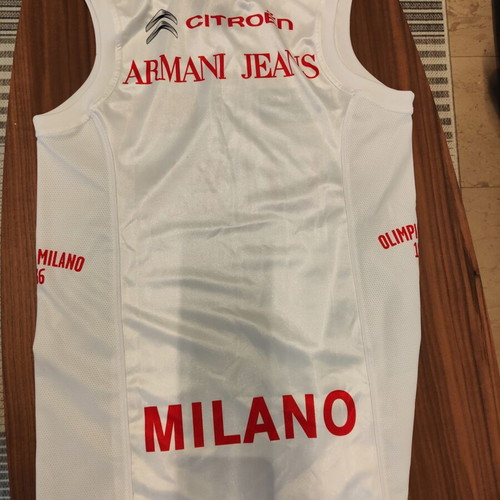 Armani Milano Basketball Jersey like new, authentic, 2010 season, size small