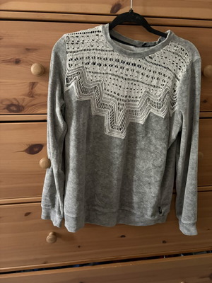 Trui size M grey like new