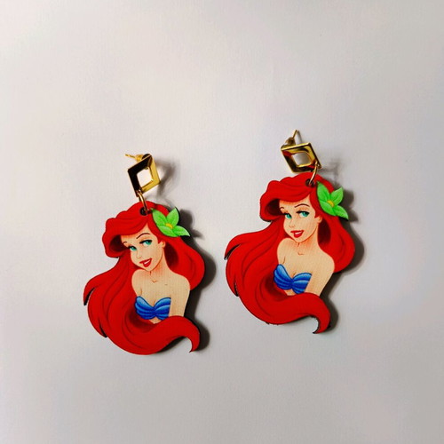 Wooden Disney Ariel earrings new, red color