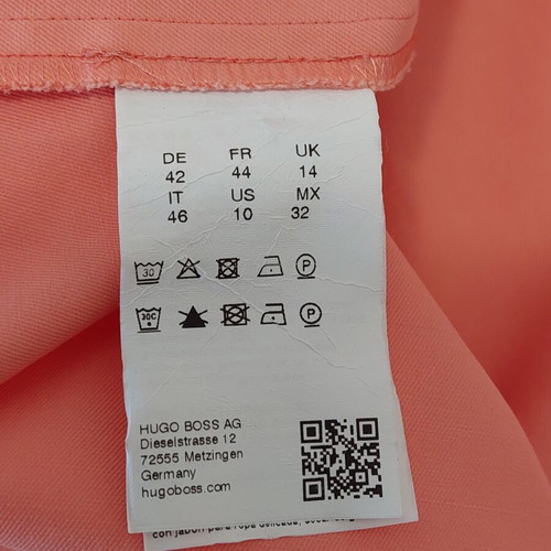 Boss women's skirt used, size XL, pink, needs button repair