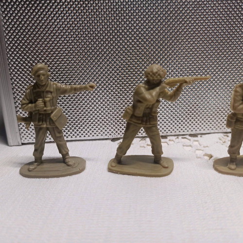 SOLPA Airfix British paratroopers 1/32 used, 4 figures English soldiers