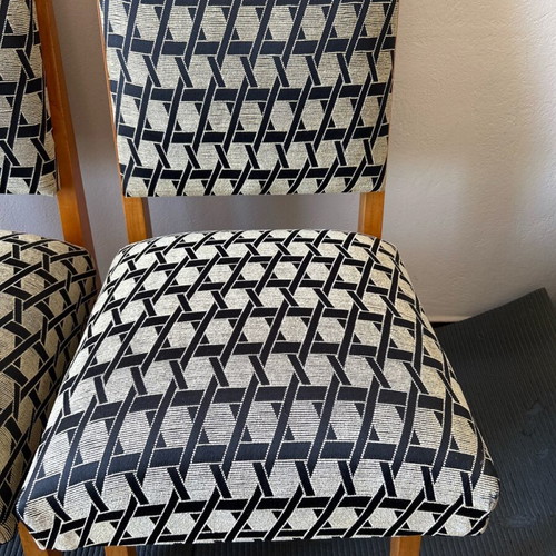 Vintage 1960 set of 2 wooden chairs like new