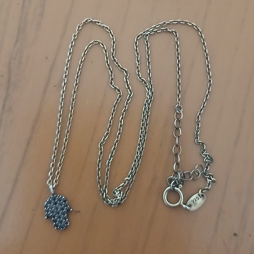Silver necklace 925 Hamsa with black cubic zirconia pendant like new