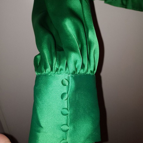 Green satin blouse H&M new, size medium/small