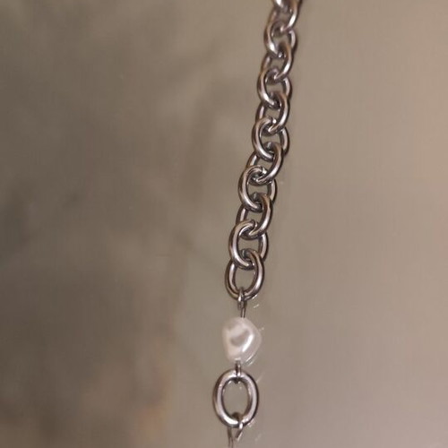Chain bracelet silver stainless steel with two pearls like new