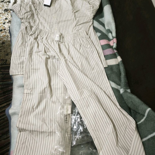 Nike sportswear Chill poplin set pants and shirt new size L white beige