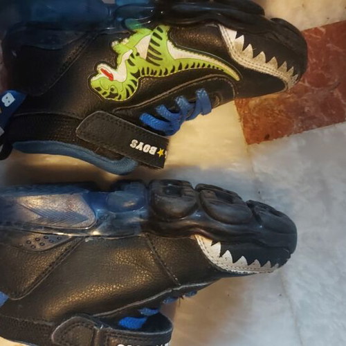 Bull Boys boys' athletic shoes used with lights and dinosaur size 26 black multicolor