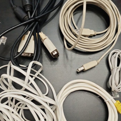Cables set used with DVI-D, USB B to USB A, RJ11, RJ45