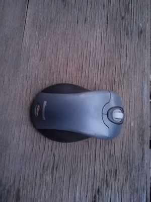 Microsoft Vintage Wireless Optical Mouse like new