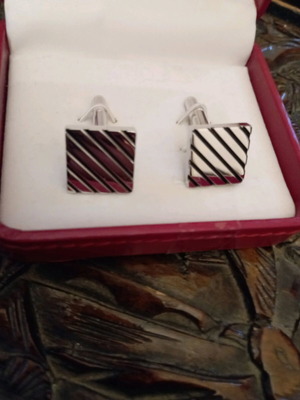 VARDAS cufflinks new, excellent quality