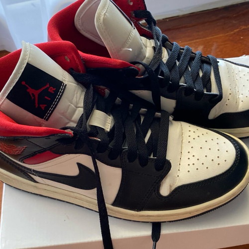Jordan sneakers like new, size 39