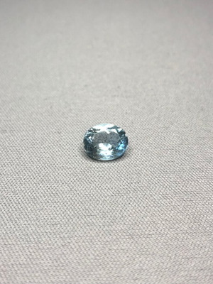 Aquamarine 2.3 carats new