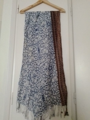 Printed scarf like new, cotton, summer accessory