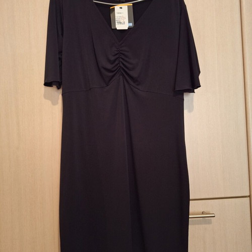 Black Yellow+ dress new with tag, V neckline, short sleeve