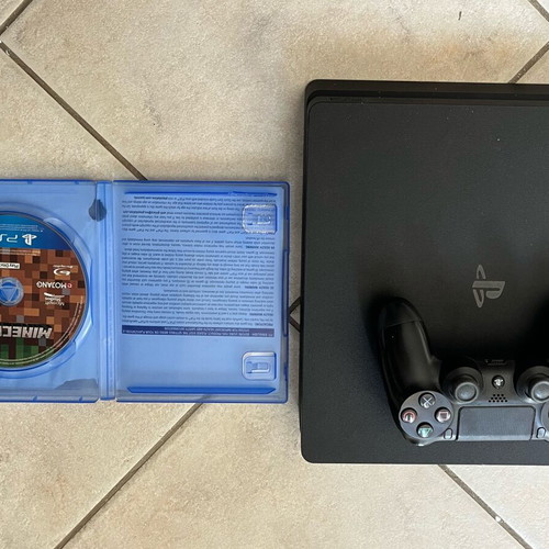 Sony PlayStation 4 used 500GB with Minecraft gift without cables
